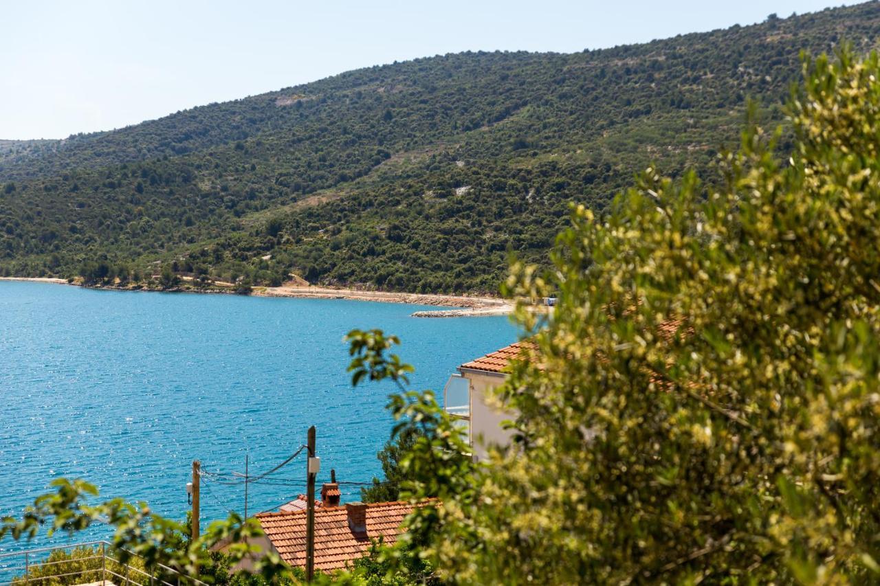 Villa Lovric Marina Exterior photo